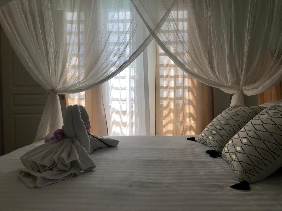 Gite Maracudja Vue Sur Mer 카페스테레-벨-오 외부 사진